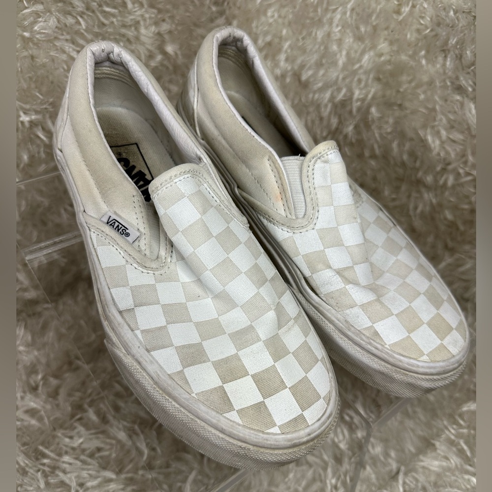 VANS Classic Slip On Tan and White Checkboard Sneakers Women’s Size 5.5
